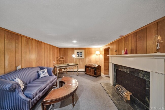 Building Photo - 10 Siracusa Blvd