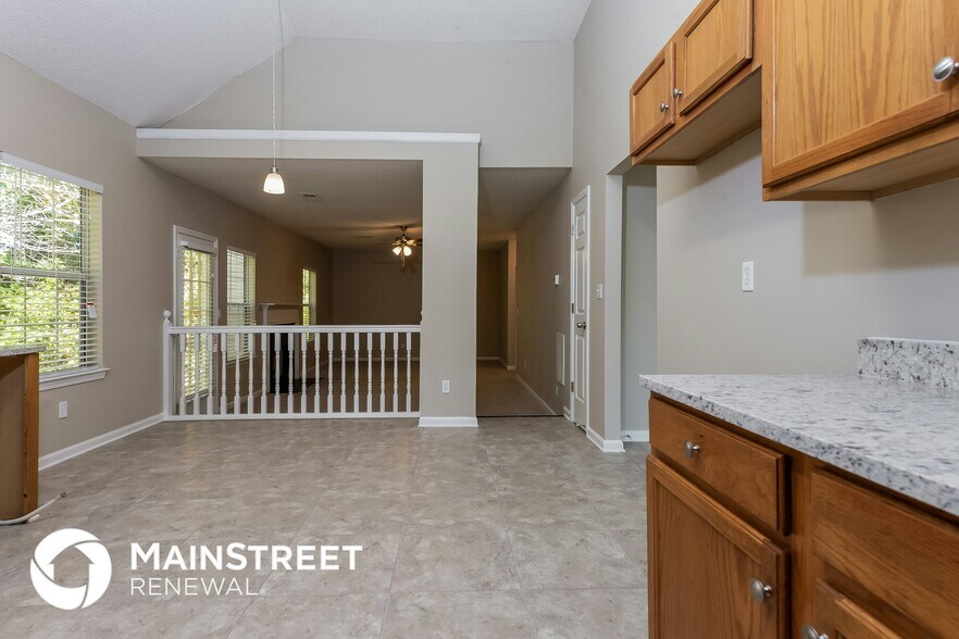 Building Photo - 530 Cherry Branch Ln