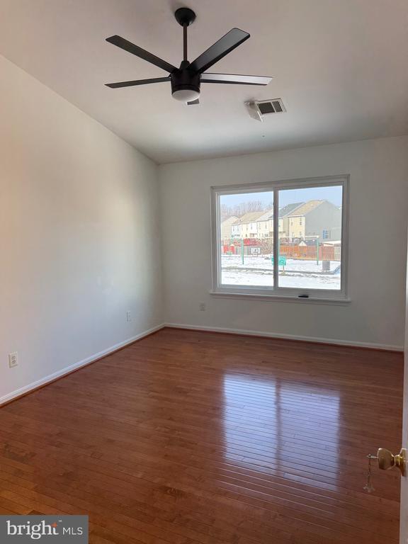 Building Photo - 16918 Toms River Loop