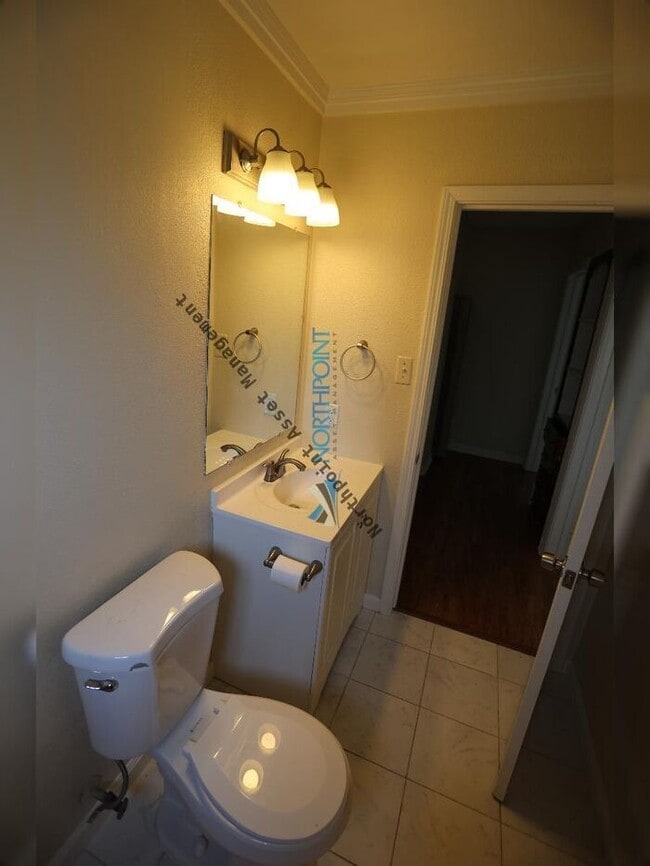 Building Photo - Stunning 2 beds 1 bath in Sacramento