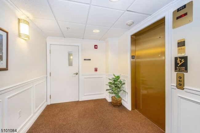 Building Photo - 7 Prospect St