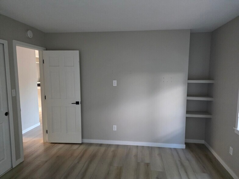 Building Photo - 2620 Penacho Cir
