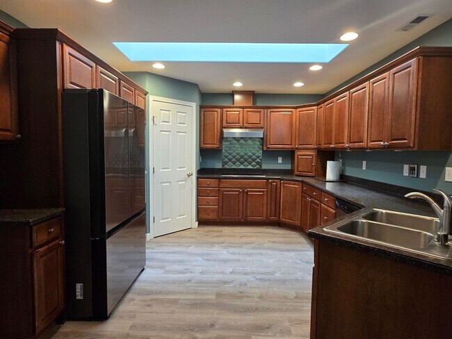 Building Photo - Hoquiam - 2 bedroom, 2 bath home for RENT!