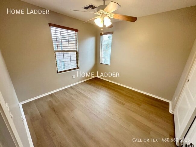 Building Photo - 2223 S Buckaroo Trail