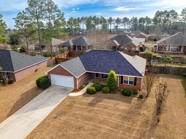 Building Photo - 105 Cypress Ridge Rd