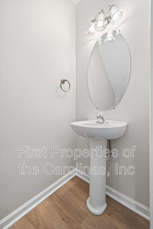 Building Photo - 616 Bayou Cir