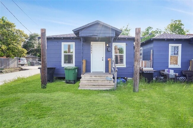 Primary Photo - 3001 Amboy St