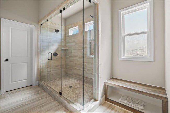 Building Photo - 7057 Br Crk Cv