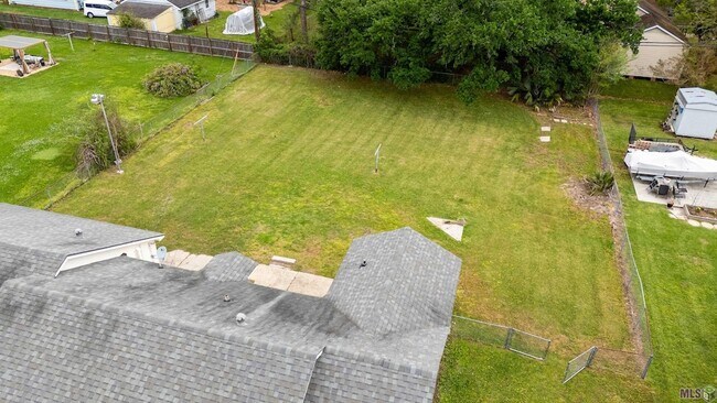 Building Photo - 7165 Government St