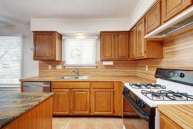 Building Photo - 12607 Andromeda Cove