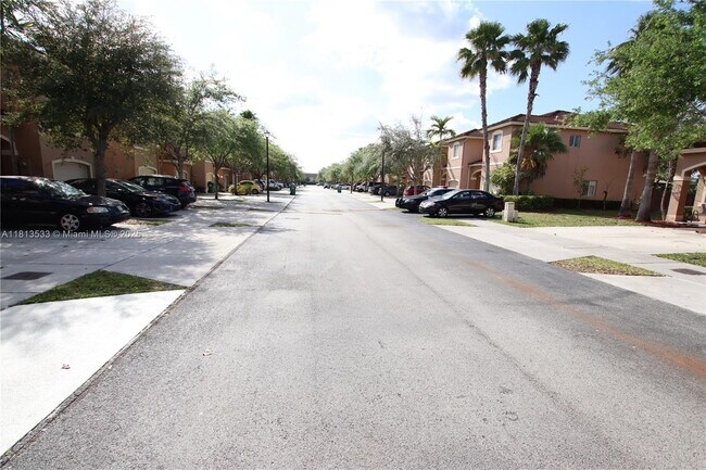 Building Photo - 14758 SW 9th Ln