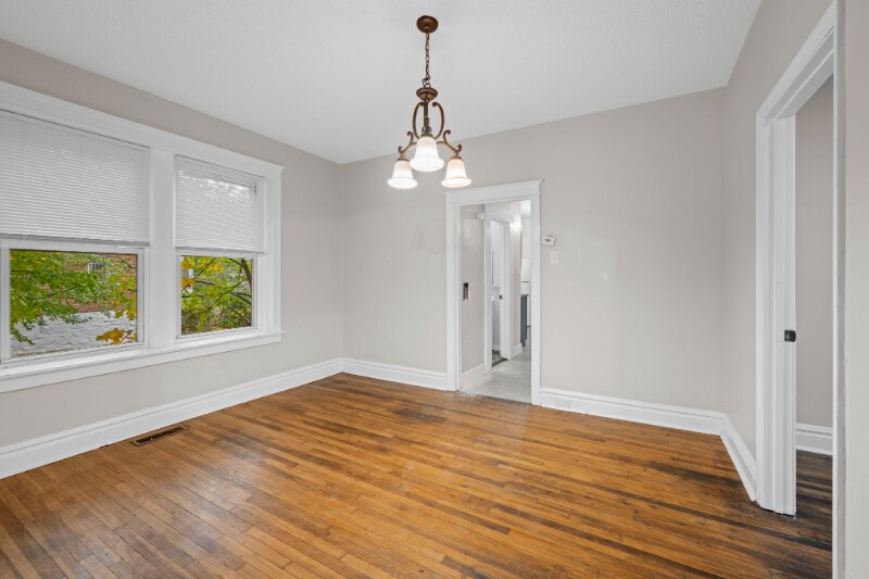 Building Photo - 3134 Miami St