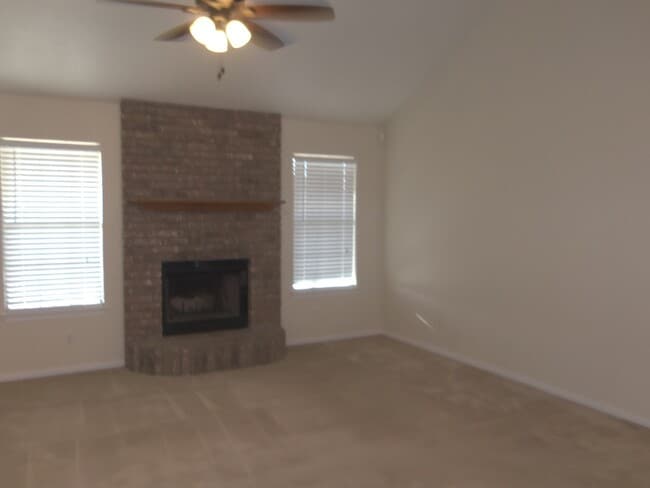 Building Photo - 4510 Fawn Dr
