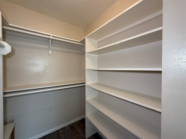 Building Photo - 2250 Bering Dr