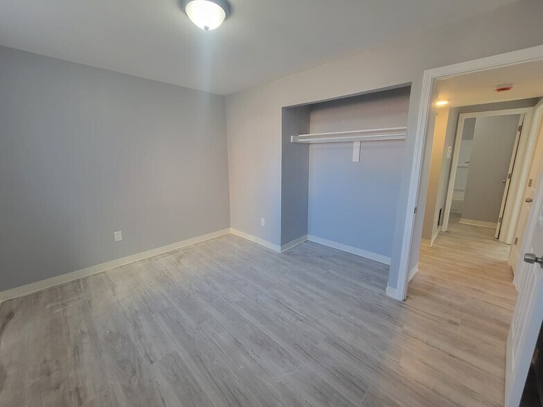 Building Photo - 1816-1816 N James H McGee Blvd