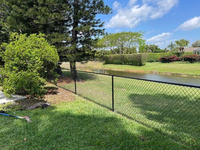 Building Photo - 1799 Shower Tree Way