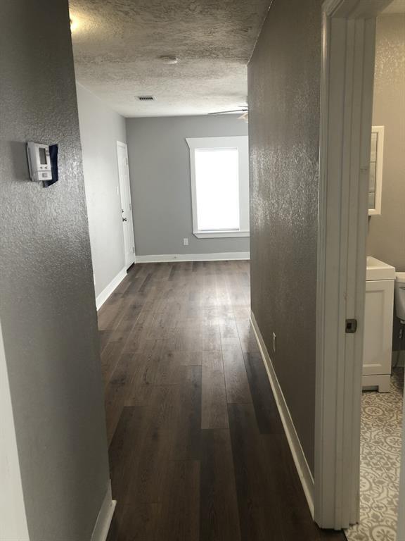 Building Photo - 220 Milby St