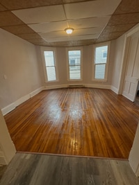 Building Photo - 405 1/2 Douglas St