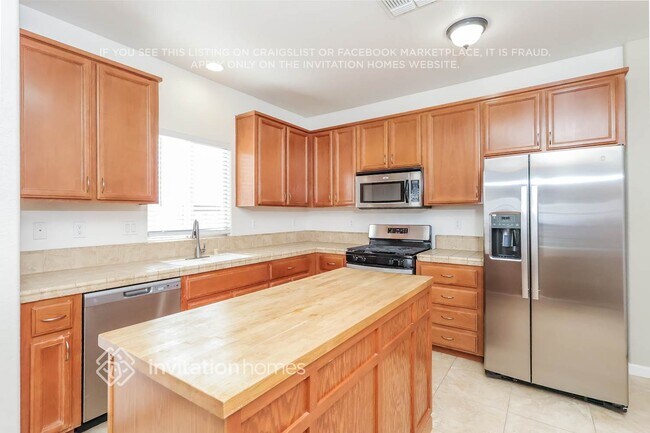 Building Photo - 5548 Seedling Way