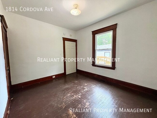 Building Photo - 1814 Cordova Ave