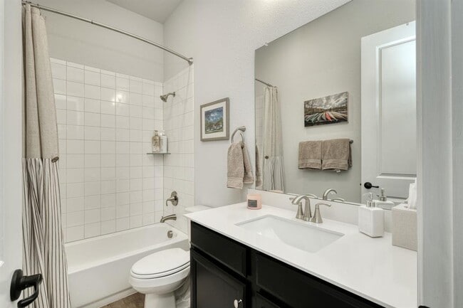 Building Photo - 449 Ocate Mesa Trail