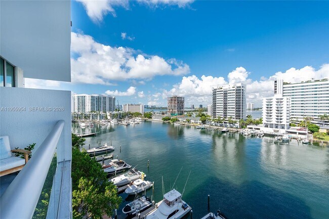 Building Photo - 7928 East Dr