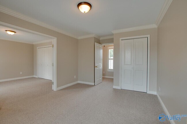 Building Photo - 3017 Brunswick Cir SE