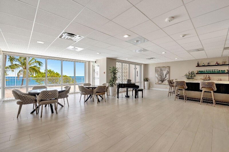 Building Photo - 3500 Galt Ocean Dr