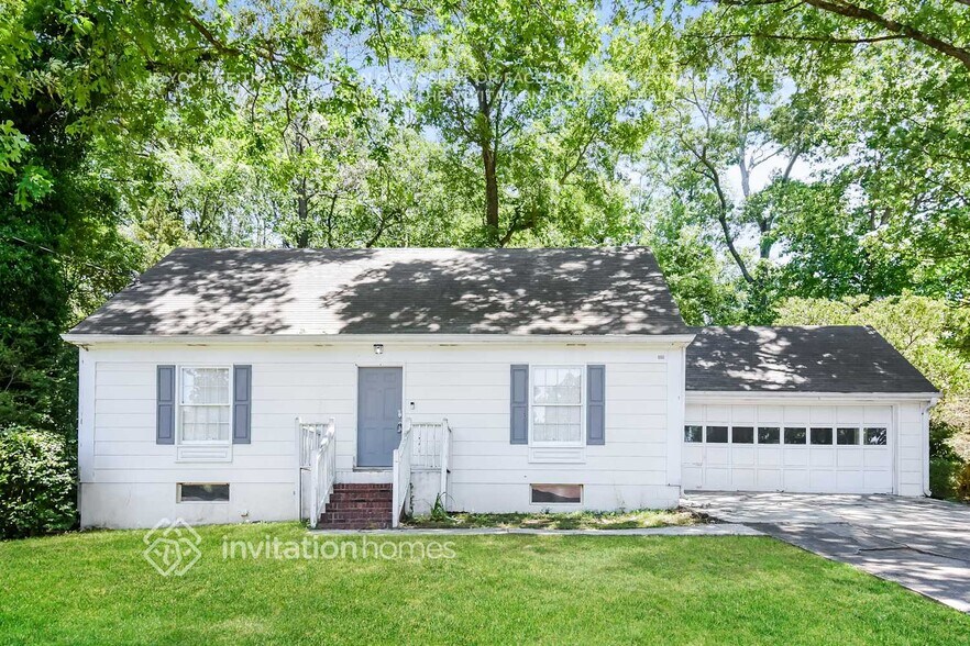 Primary Photo - 2366 Flint Rock Rd SW