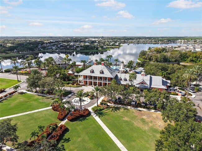 Building Photo - 718 Pinckney Dr