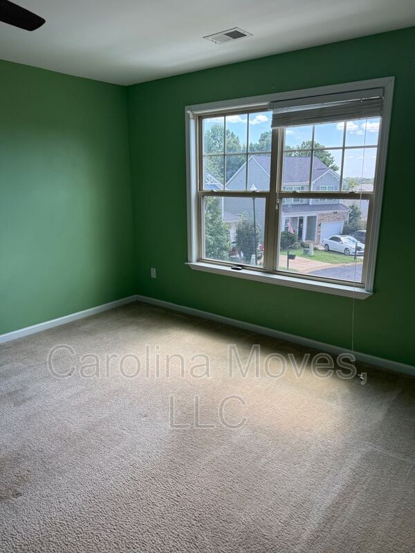 Building Photo - 123 Dunnsmore Dr