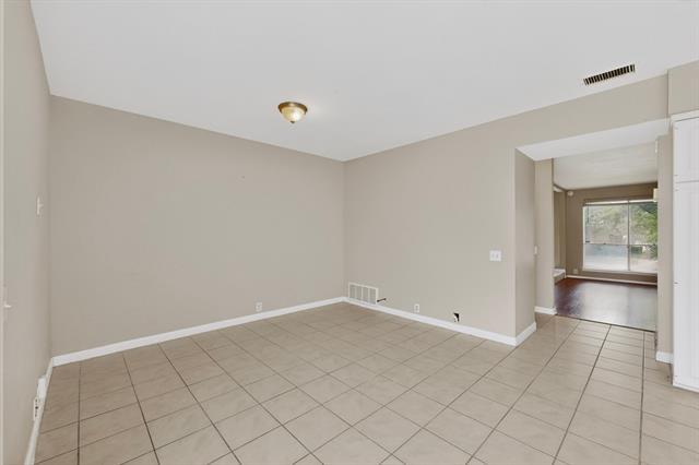 Building Photo - 11940 Leisure Dr