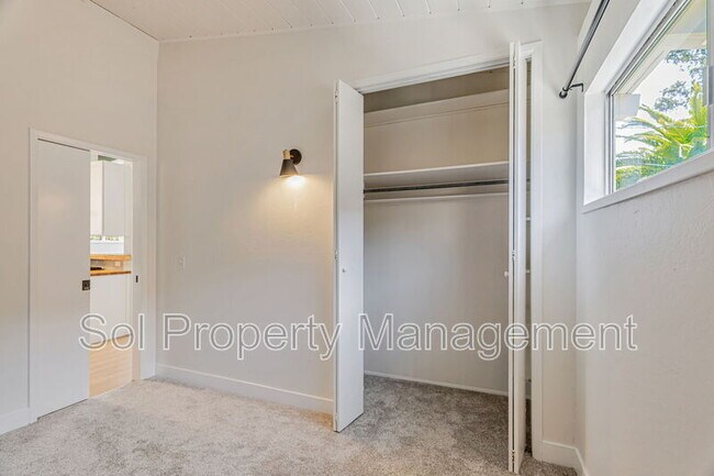 Building Photo - 417 Belle Monti Ct