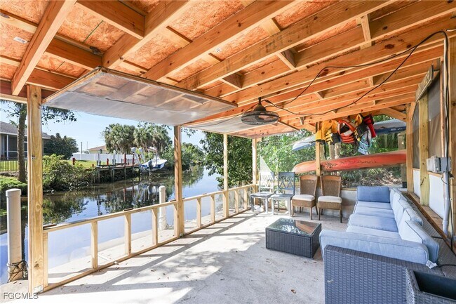 Building Photo - 13529 Island Rd