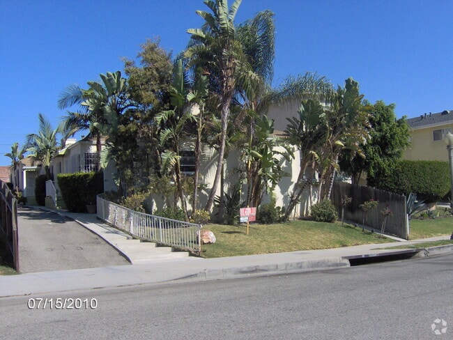 Building Photo - 1222 S Dunsmuir Ave
