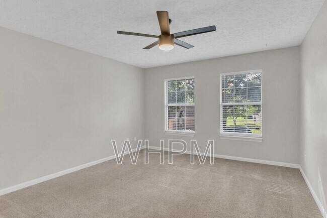 Building Photo - 1152 White Mountain Ln