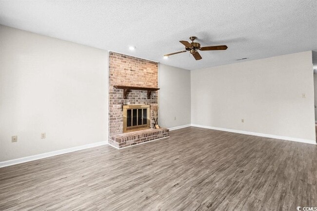 Building Photo - 6536 Valene Ct