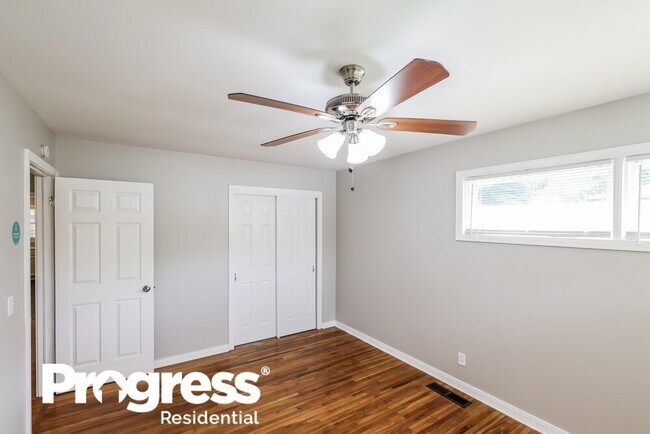 Building Photo - 1507 29th Ave