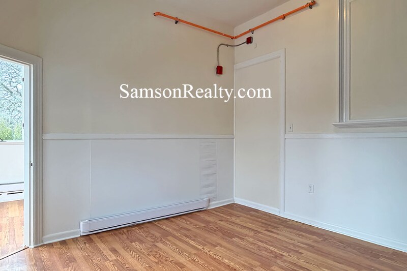 Building Photo - 314 Angell St