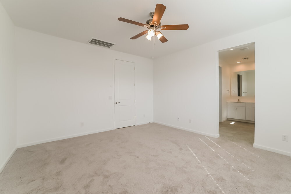 Building Photo - 11019 W Luxton Ln