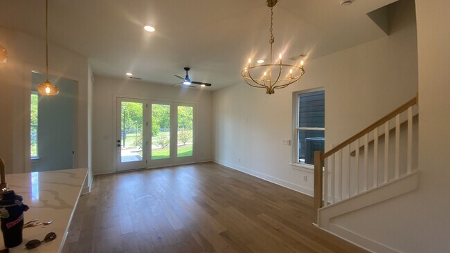 Building Photo - 321 Sophia Rain Dr