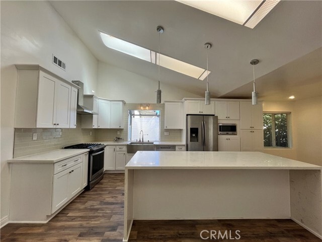 Building Photo - 28619 Golden Meadow Dr