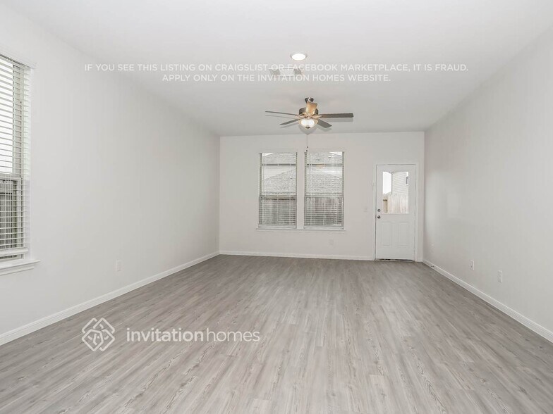 Building Photo - 13424 Maltessa Dr