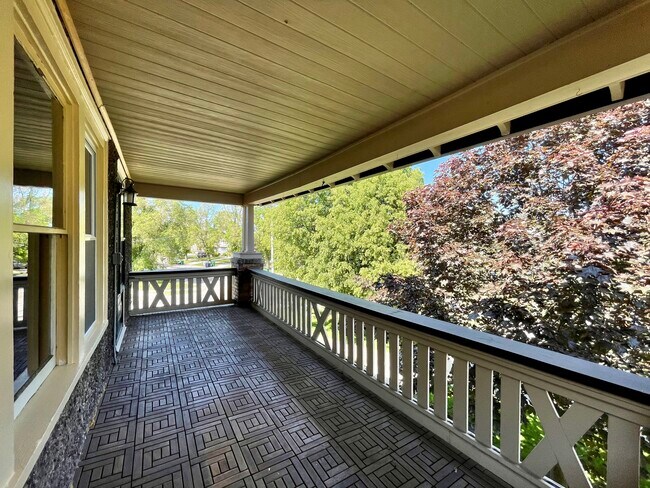 Building Photo - 786 McKinley Pkwy