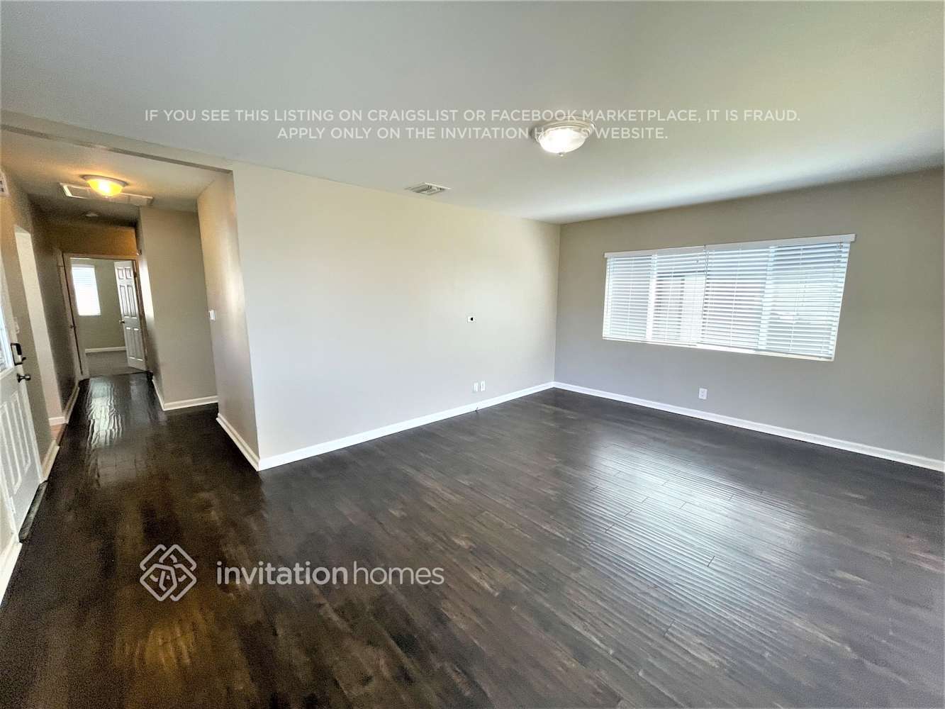 Building Photo - 11148 S Wilton Pl