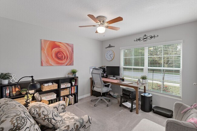 Building Photo - 5230 Diantha Way