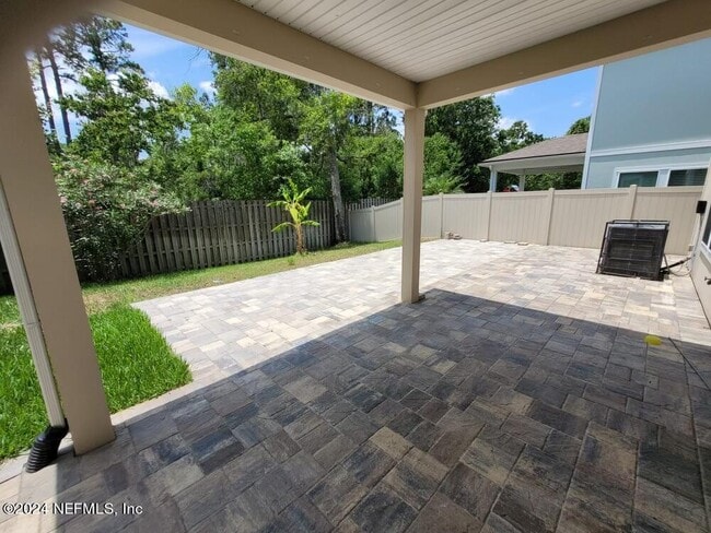 Building Photo - 4860 Red Egret Dr