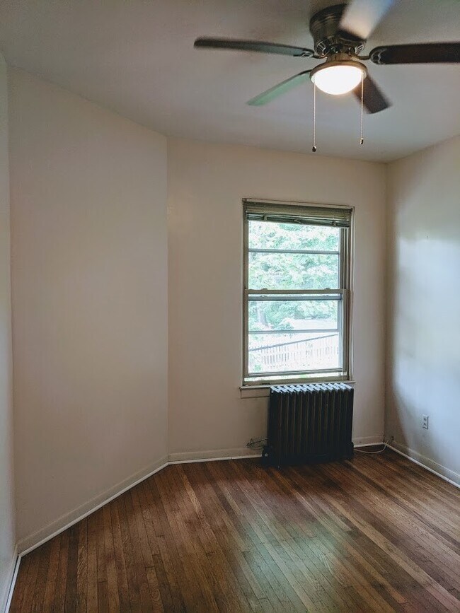 Building Photo - 5544 Fair Oaks Street