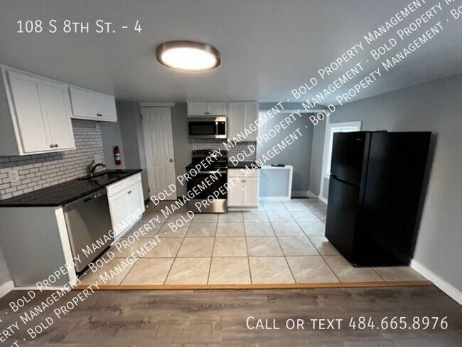 Primary Photo - 108 S 8th St