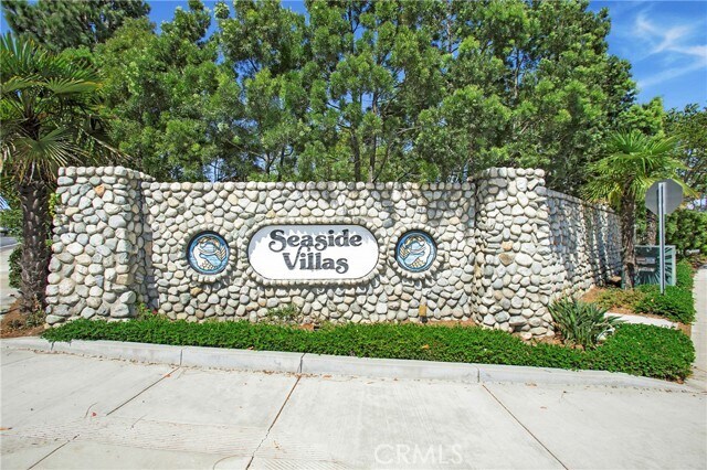 Building Photo - 25625 Bridgewater Ln